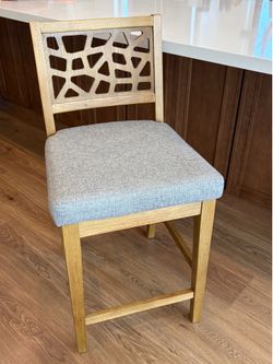 Selling 4 brand new barstools — $85 EACH or $500 for all 4