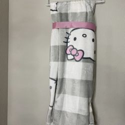 Hello Kitty Blanket ! 