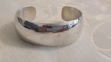 Vintage Navajo Tommy Singer TS Sterling Silver Cuff Bracelet 23g