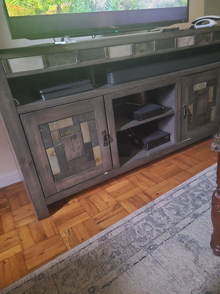 TV Stand Center