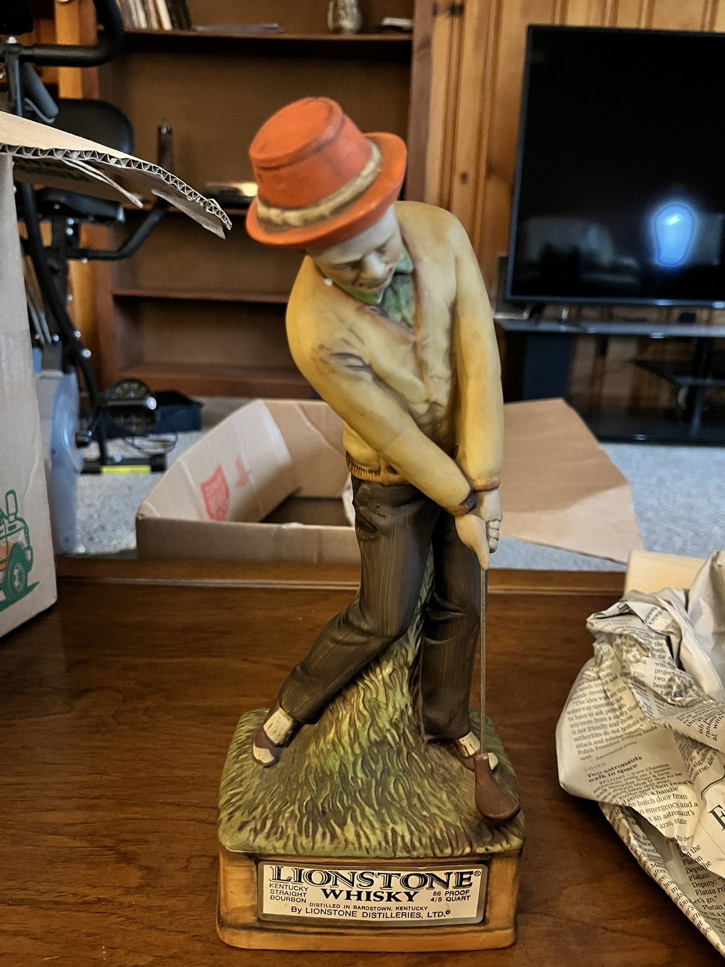 Whisky Decanter Sam Snead Porcelain Collectible home office golf enthusiasts decor interior design man cave golfing gift for Dad figurines