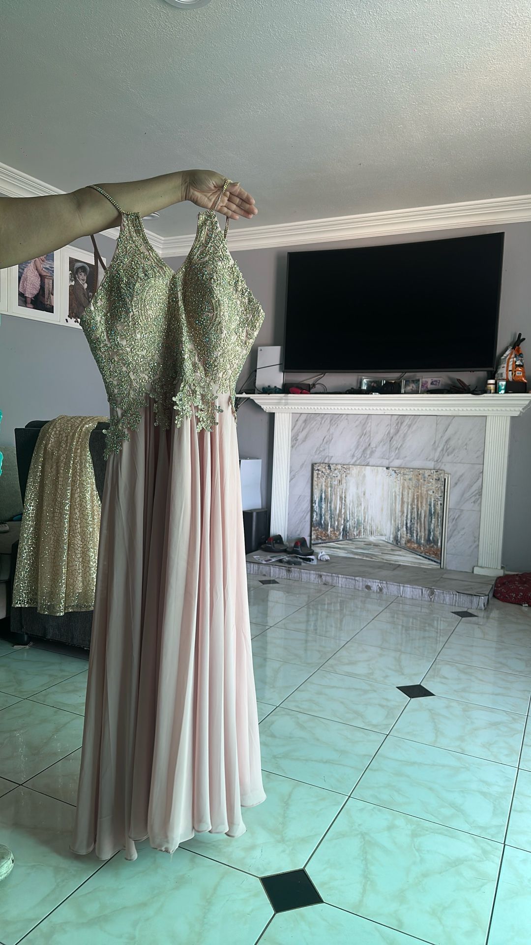 VESTIDO DE FIESTA