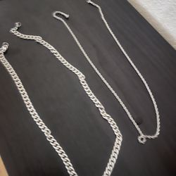 silver chain(s)