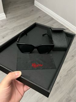 Unisex Prada glasses