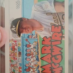 1992 MARK MC GWIRE BASEBALL CARD MINT CONDITION ORIGINAL 