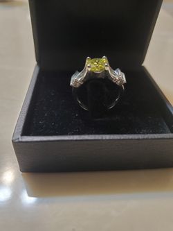 Silver Ring with Yellow Center Stone