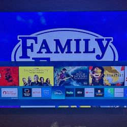 Samsung 65" QLED Smart TV Q70T – Excellent Condition + Remote & Stand
