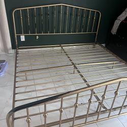 King Metal Bed Frame