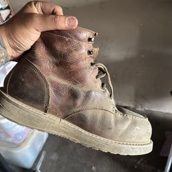 Steel toe work boots. Timberland pro.