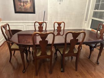 Free table 6 chairs