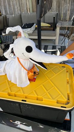 Nightmare Before Christmas Zero Door Greeter