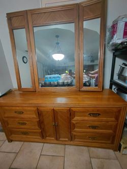 Broyhill vintage Wood Dresser with Tri-Fold Mirror