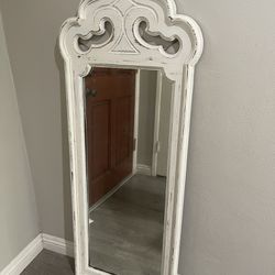 Antique Vintage Mirror. 