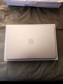 Apple MacBook Neo 512gb W/ TouchID - Silver