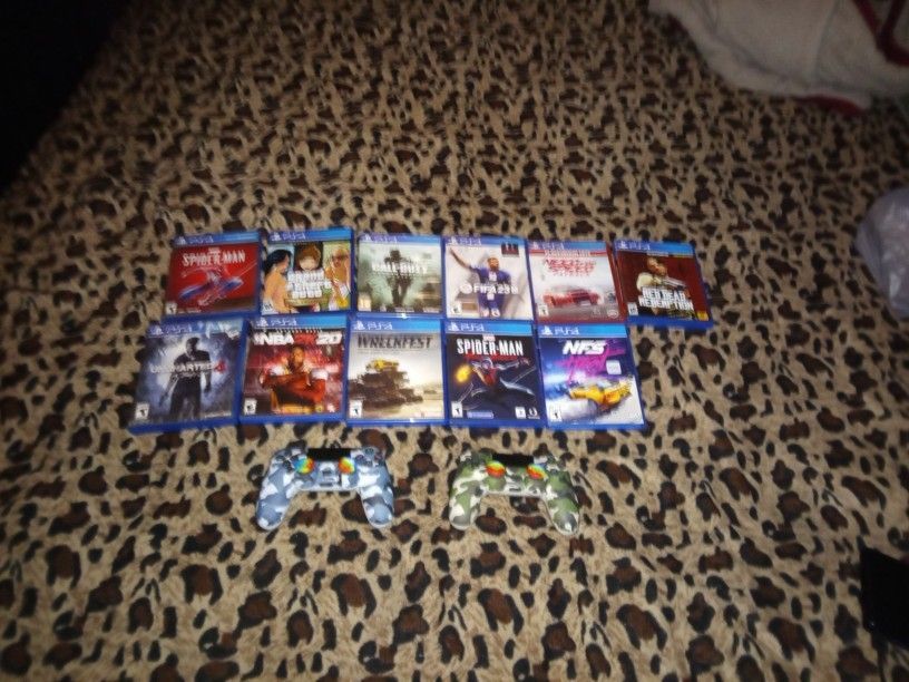 PS4 Video Games And Controllers For Sale 