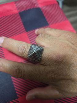 Anillo para hombre