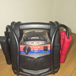 Duralast vehicle jump starter