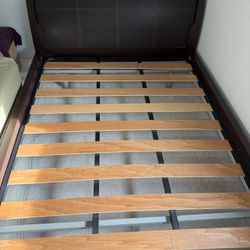 Queen Size Platform Bed 