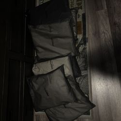 Essential hoodies📲📲