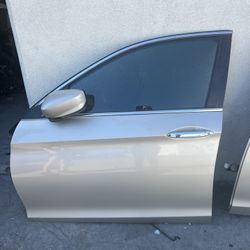 13-17 Honda Accord Front Driver Door Part