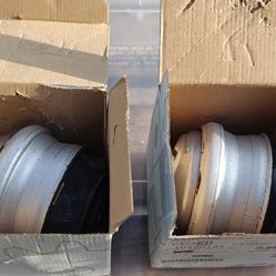 2 Mercedes engine mounts for E class
