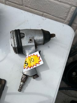 Central Pneumatic Air Impact Wrench