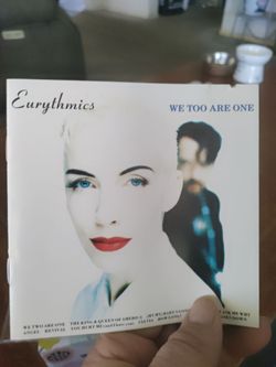 EURYTHMICS- ( MUSIC CD) PICK ⛏️ UP ONLY