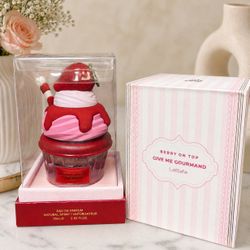 Give Me Gourmand Berry On Top