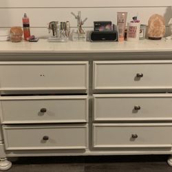  White Dresser