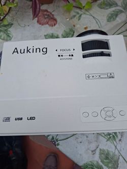 Auking projector