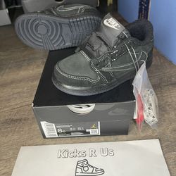 Travis Scott Jordan 1 Low Black Phantom
