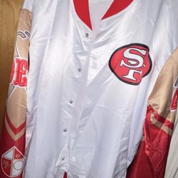 San Francisco vintage 49ers jacket ( $120 ) size XL •Chalk line brand• can fit for size large or XL