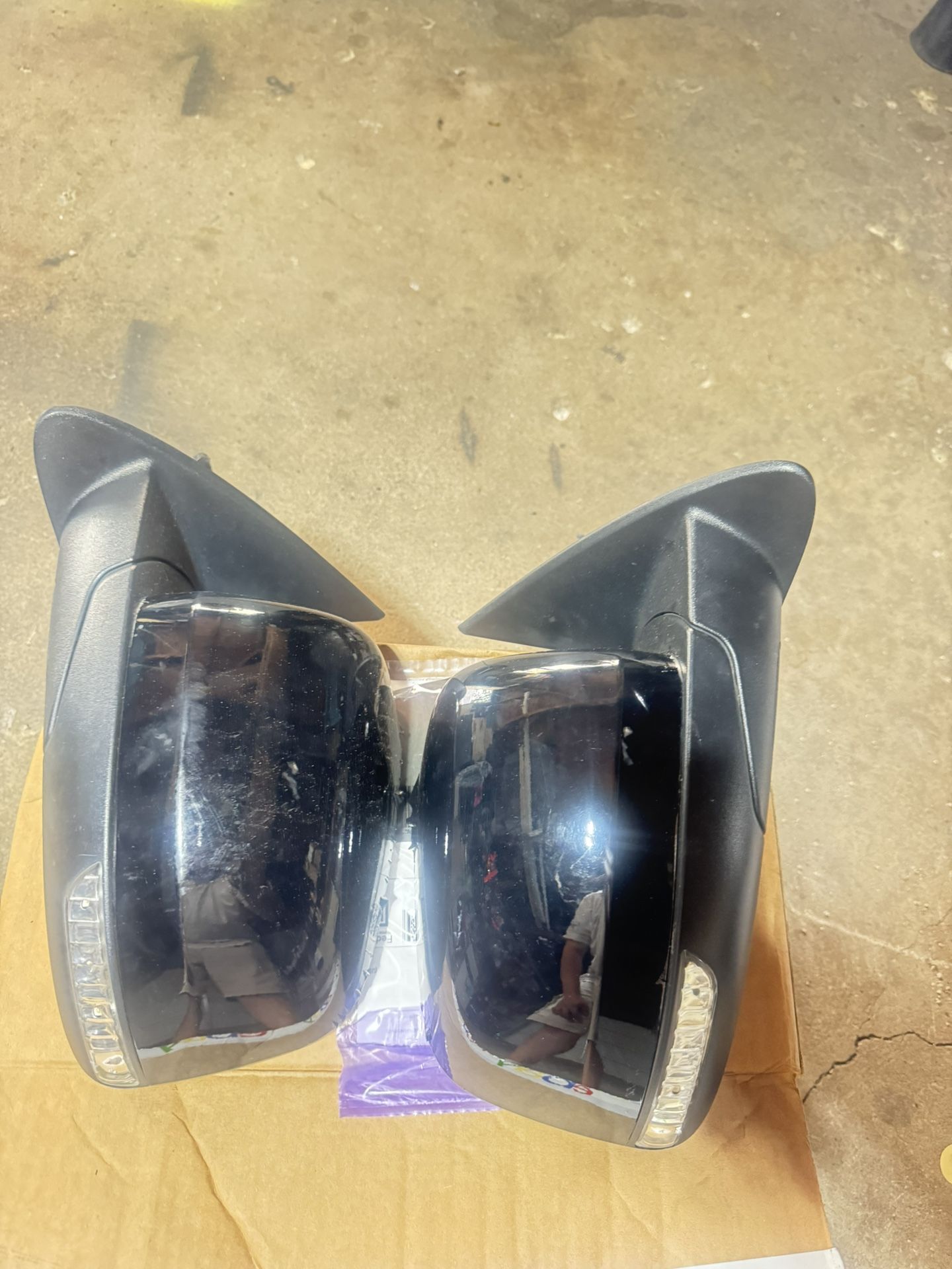 Dodge Durango Side Mirrors