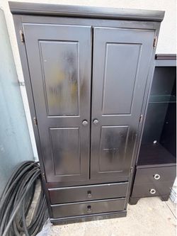 Wardrobe closet wood