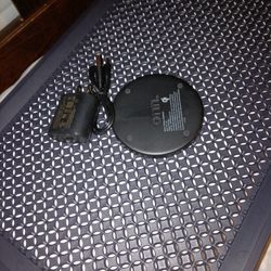 ION WIRELESS CHARGER 