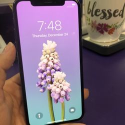 Factory unlocked iPhone x 64 gb, excellent conditions store warranty 