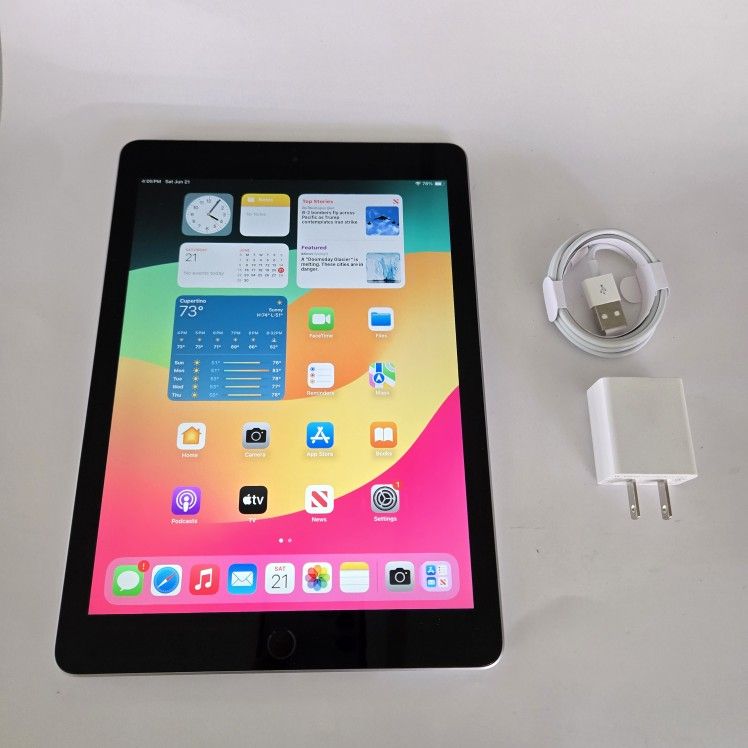 Apple iPad 6 - Wifi - Like New