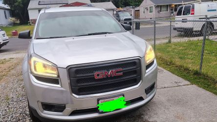 2013 GMC Acadia