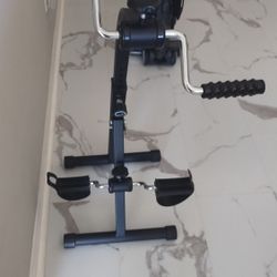 Dual Pedal Exercise For Arm and Legs 