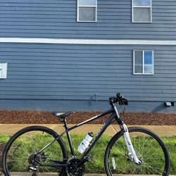 Specialized Ariel Sport Disc Women’s Hybrid Bike