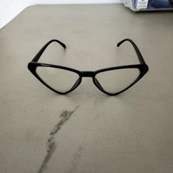 Vintage Retro Fashion High Pointed Triangular Cat Eye Tortoiseshell Sunglasses black 