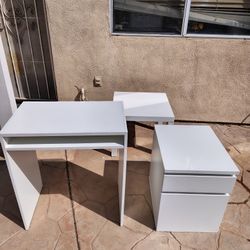 White Furniture 