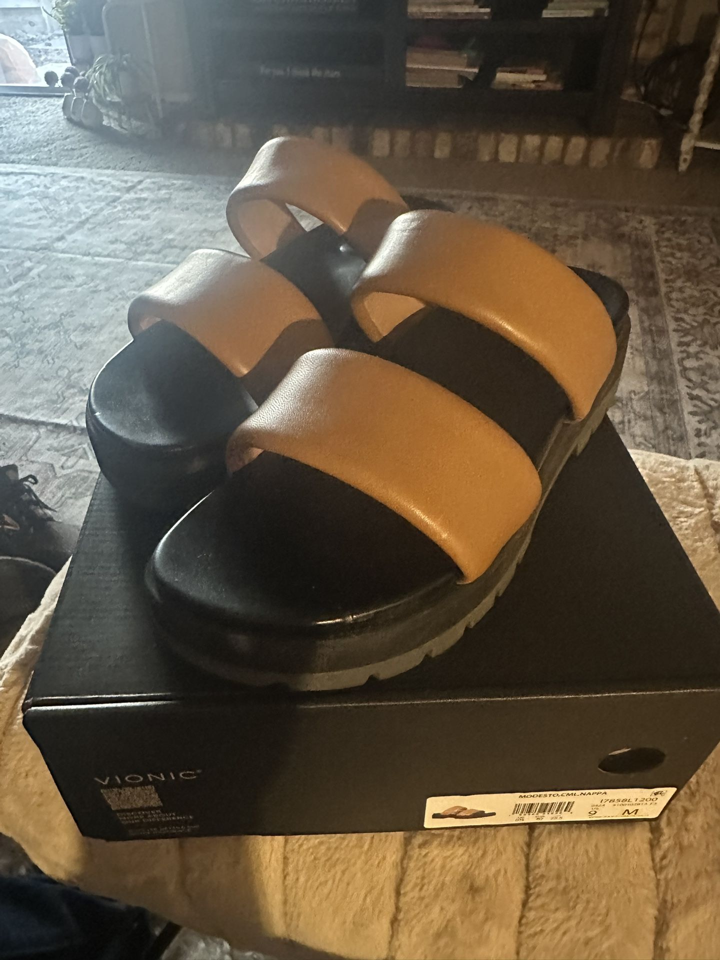 Vionic Wedge Sandals