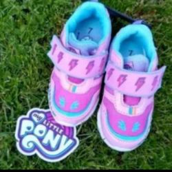 Little pony Light Up Sneaker Size 7 New