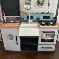 Kids kitchen
