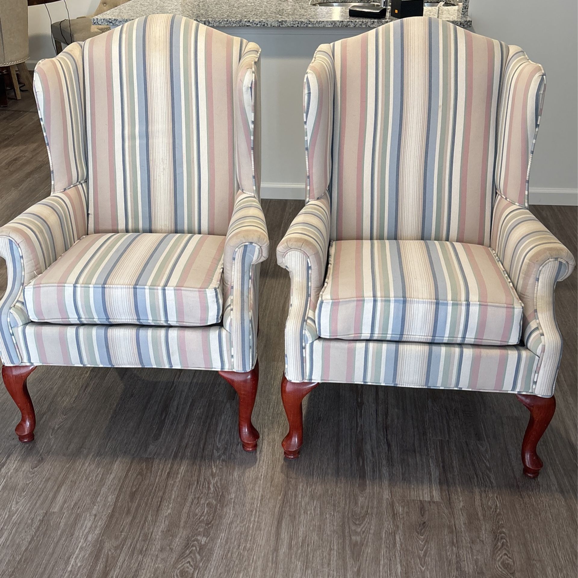 2 Identical Accents Chairs