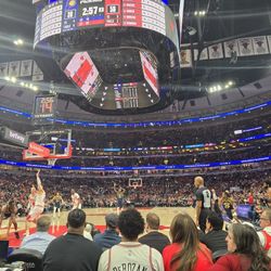 FLOOR SEATS -  BULL vs PISTONS Wed 2/12