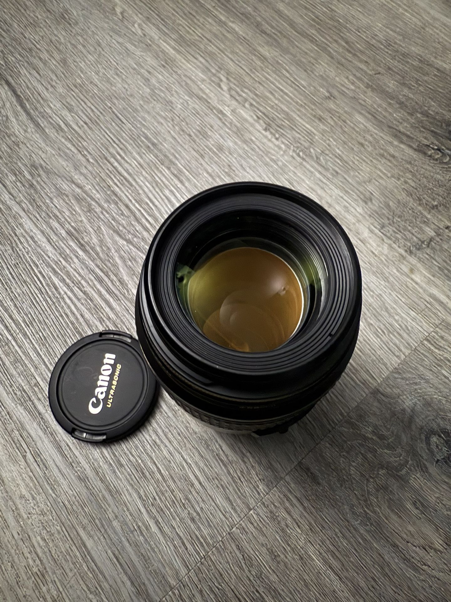 Canon EF 100mm F2.8 USM Macro Ultrasonic