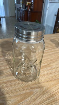 Ball Mason Glass Jar with Metal Lid