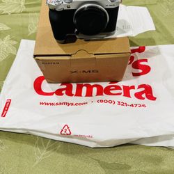 Fujifilm Xm5